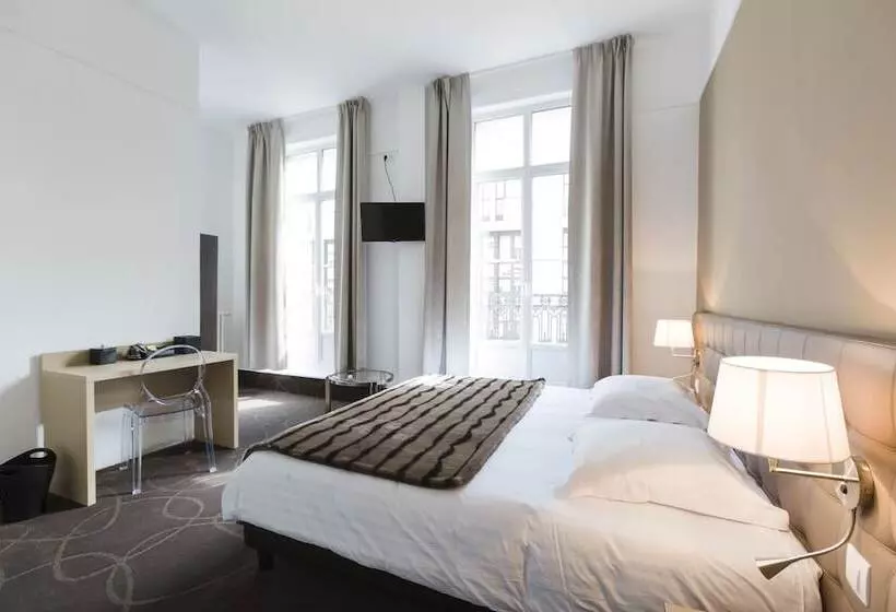Standard-huone, Le Saint Louis