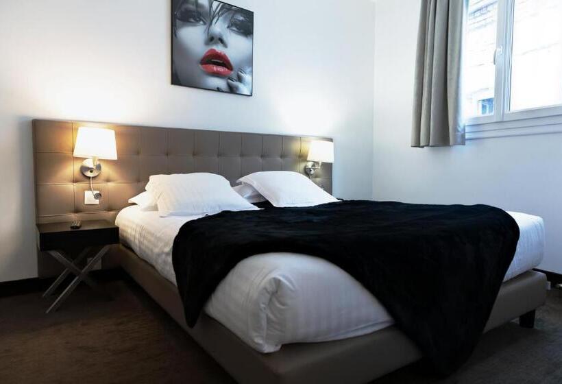 חדר סטנדרט לארבעה, Le Saint Louis