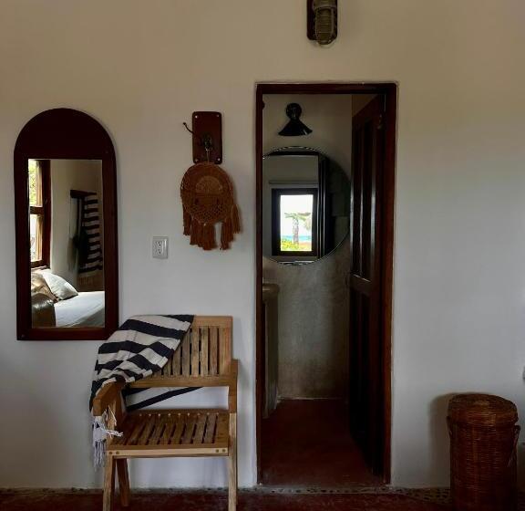 מיטת קינג בסוויטה, La Conchita Tulum