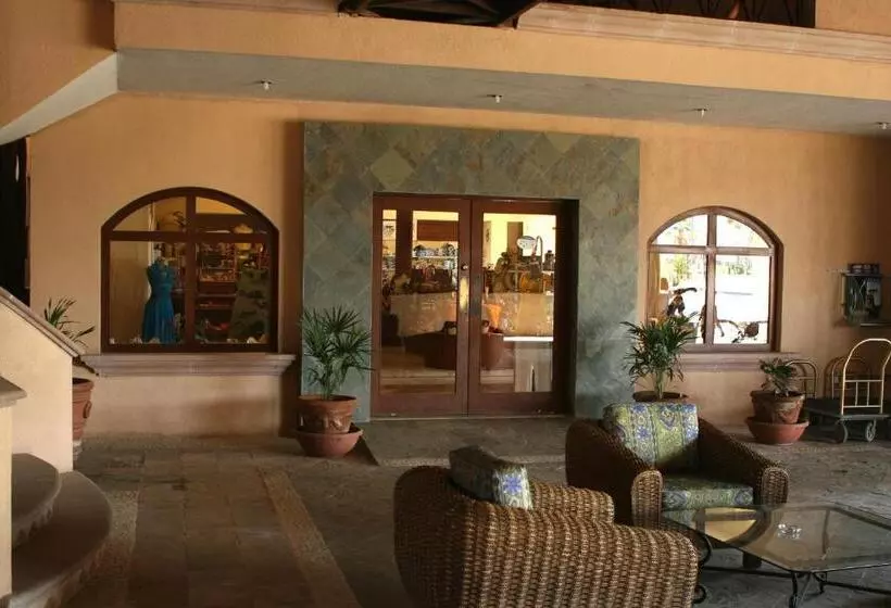 スタンダードバンガロー, Palmas De Cortez