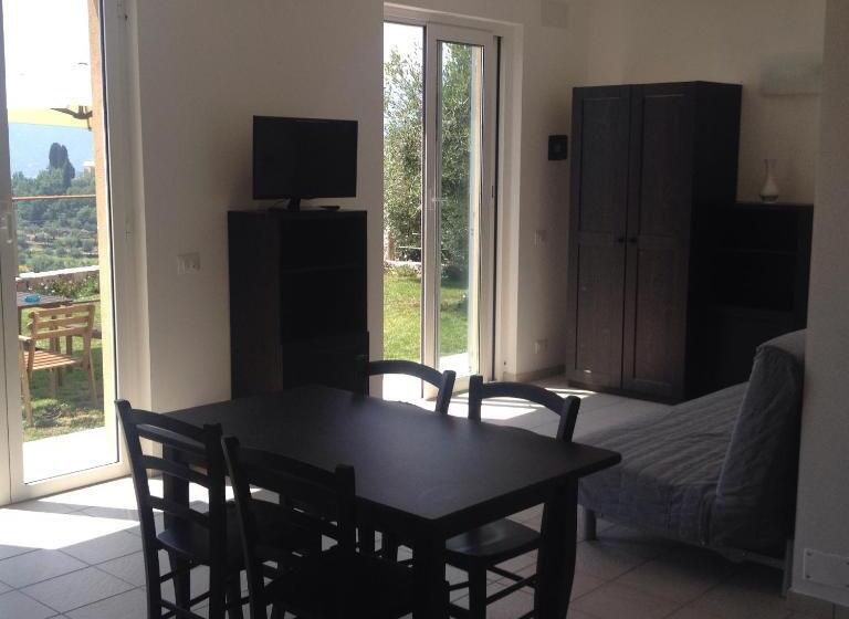 شقة غرفتين مطلة على البحر, Agriturismo I Castellari