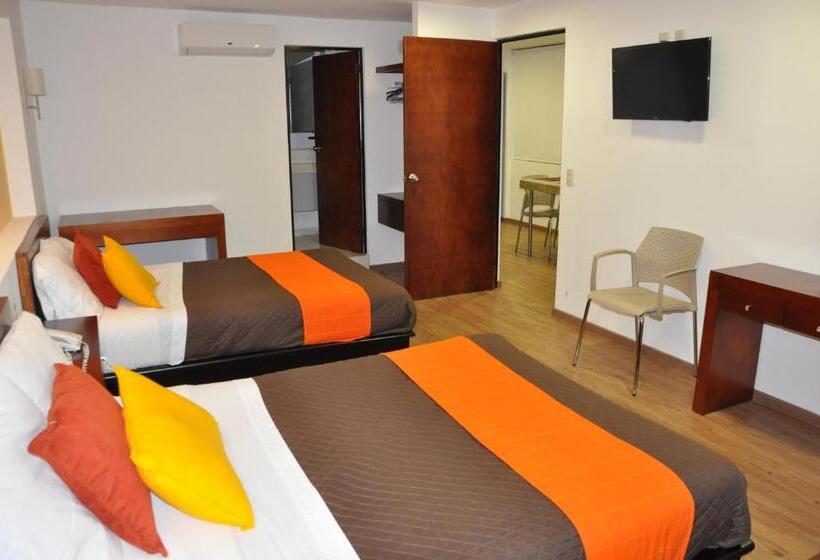 إستوديو ديلوكس, Santa Lucia Del Bosque