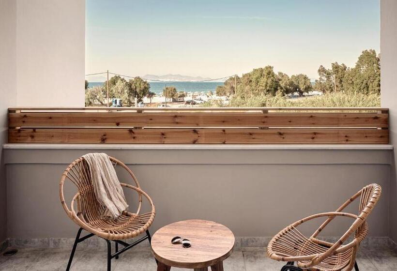 オーシャンビューデラックススイート, Sentido More Meni Residence