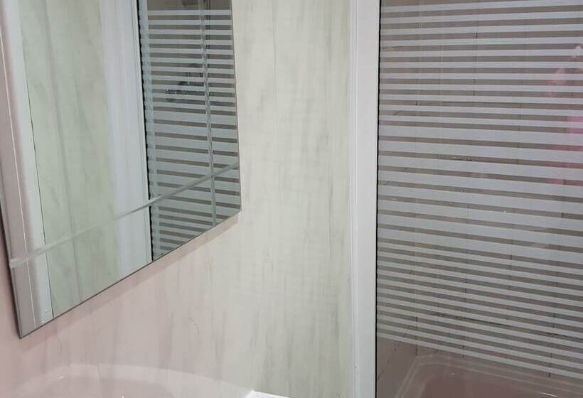 Номер Стандарт, The Royal Windsor