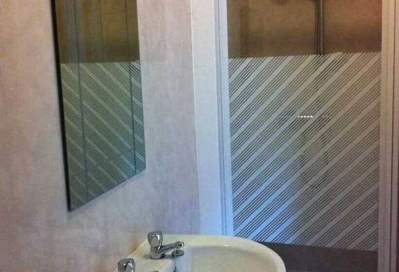 Номер Стандарт Трехместный, The Royal Windsor