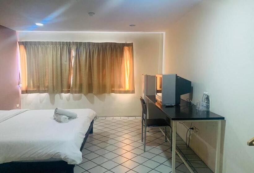 اتاق استاندارد با تخت بزرگ, Life In Town Chiangmai