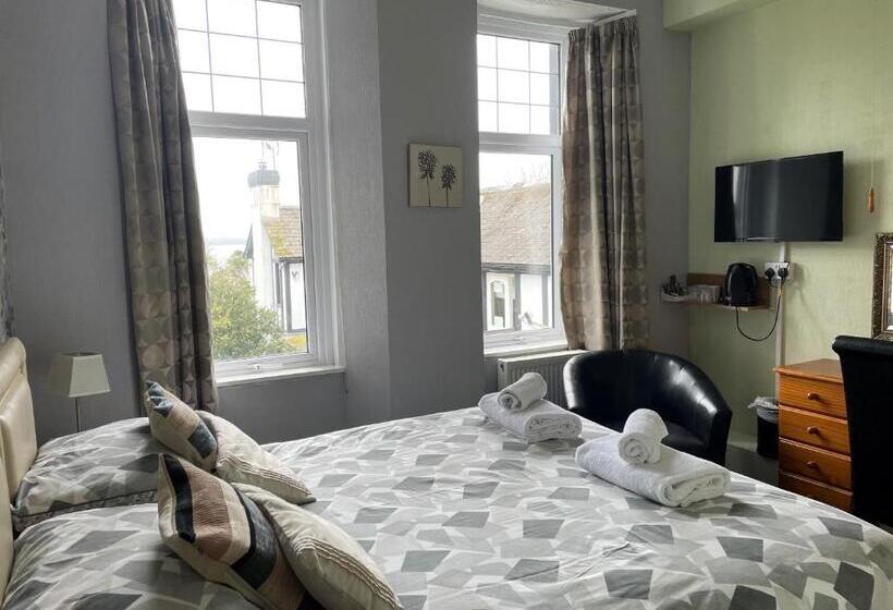 Номер Deluxe Вид на Море, Tudor Court