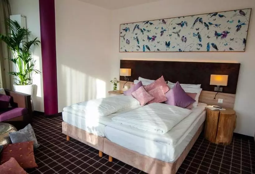 اتاق راحتی سه تخته, Business Class Hotel Ebersberg