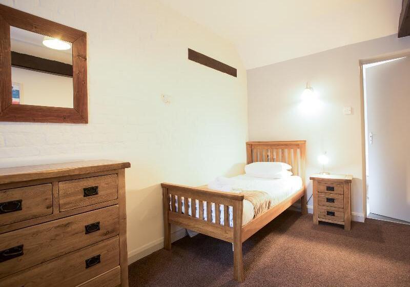 标准单人间, Elm Farm Country House