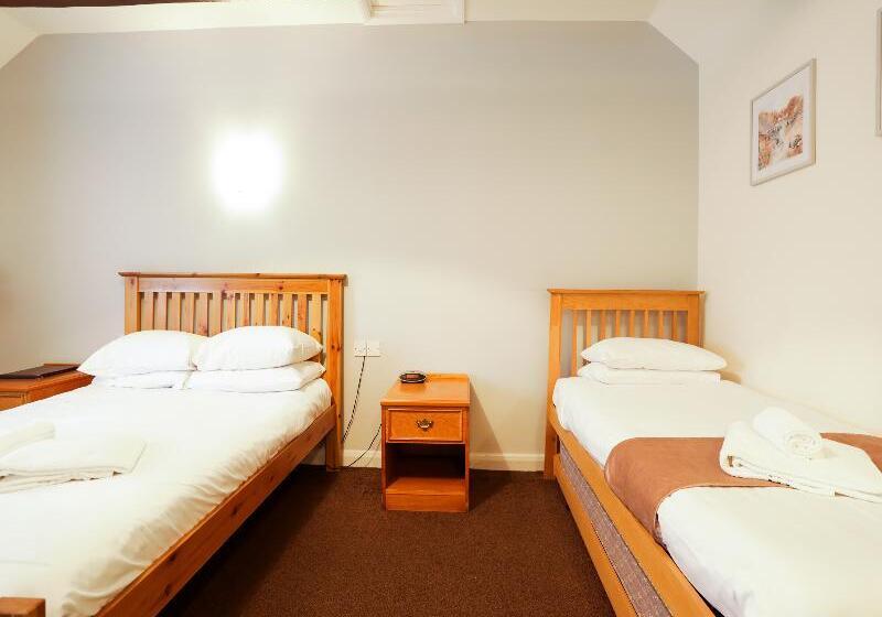 四人标准间, Elm Farm Country House