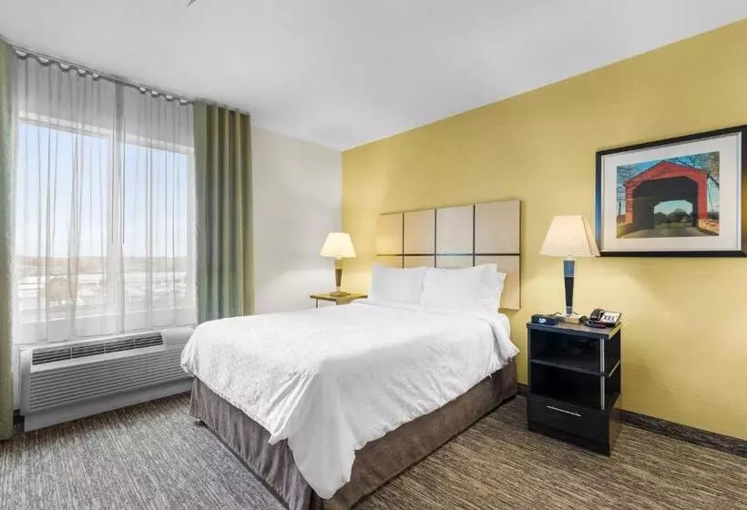スタンダードスタジオ, Candlewood Suites Erie, An Ihg