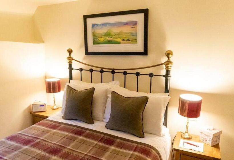 חדר סופריור, The Fauconberg