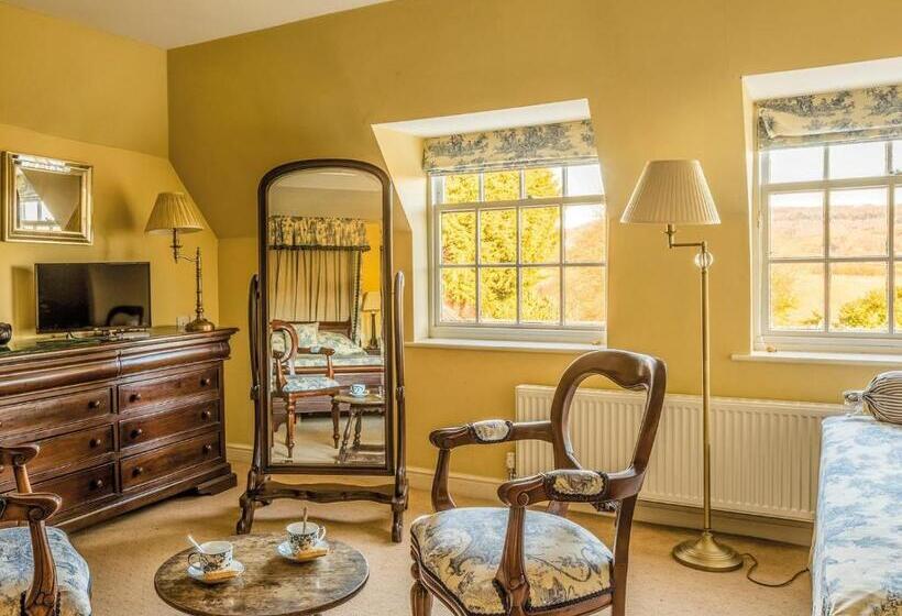 חדר משפחתי, The Fauconberg