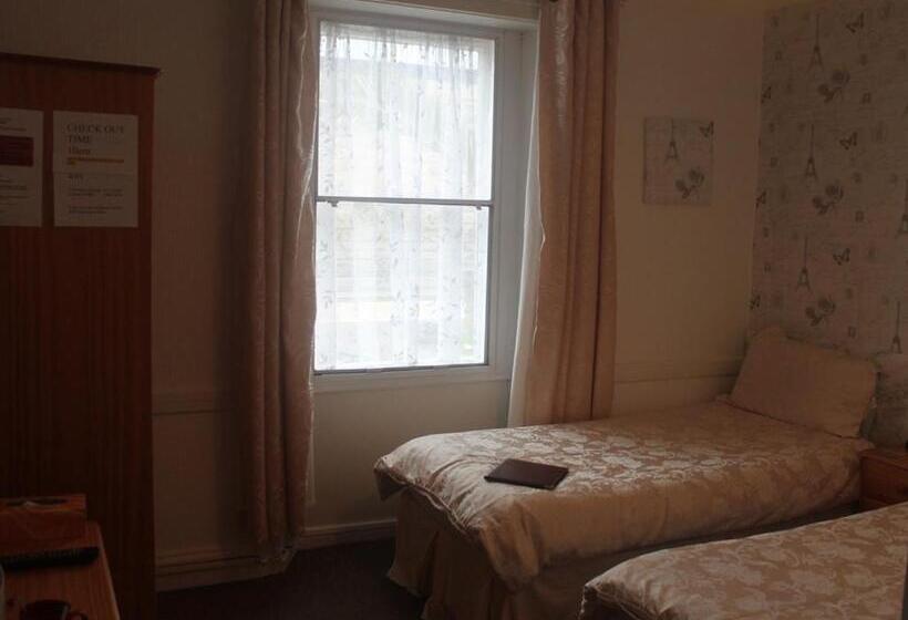 标准间, Carnson House