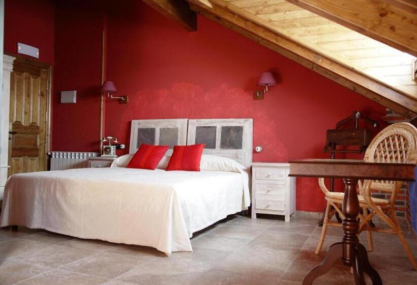 Люкс, Posada Spa Privilegio De Vara