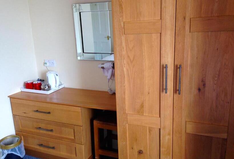 Номер Стандарт Вид на Море, The Kings Head