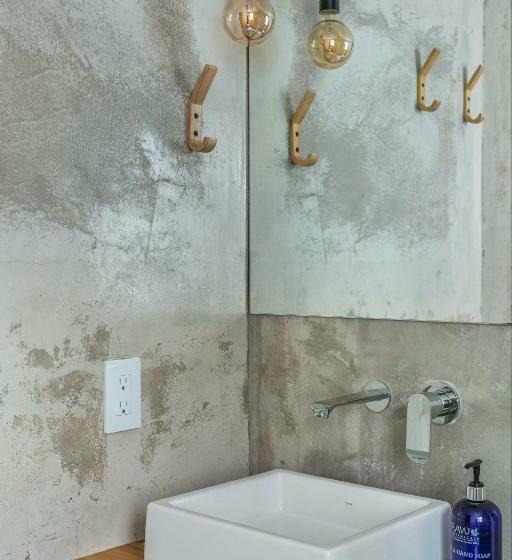 标准间, Ventura Santa Teresa