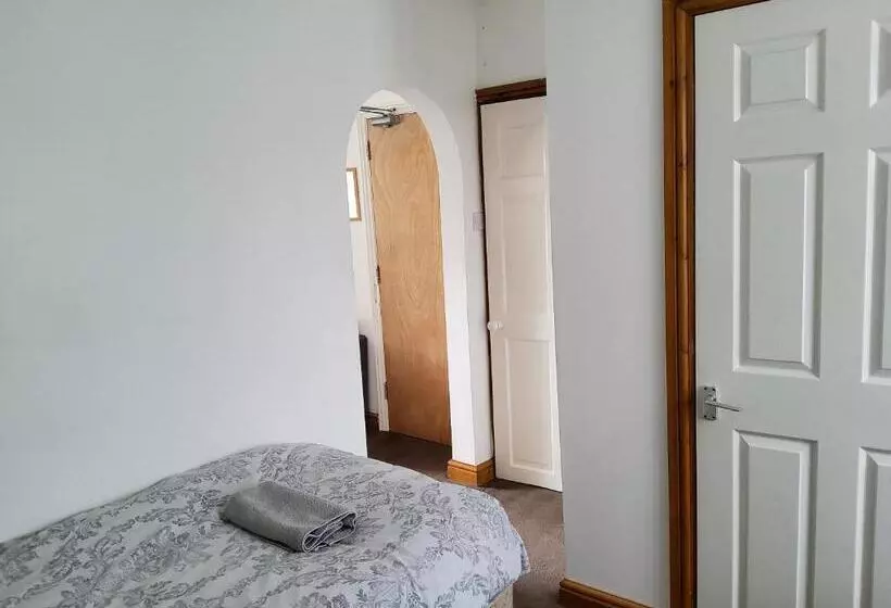 Huoneisto 1 Makuuhuone, Sunnyside Accommodation
