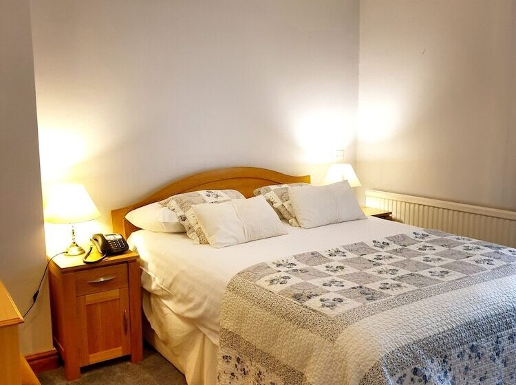 חדר דלוקס יחיד, The Crown House Inn