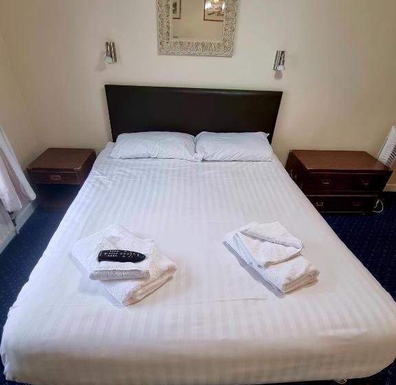 חדר דלוקס, The Sportsmans Inn Limited