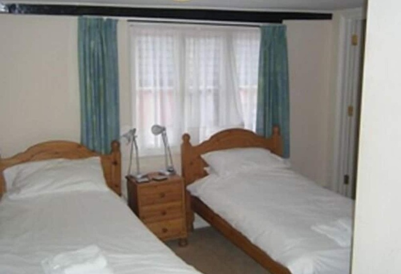 غرفة قياسية, The Westgate