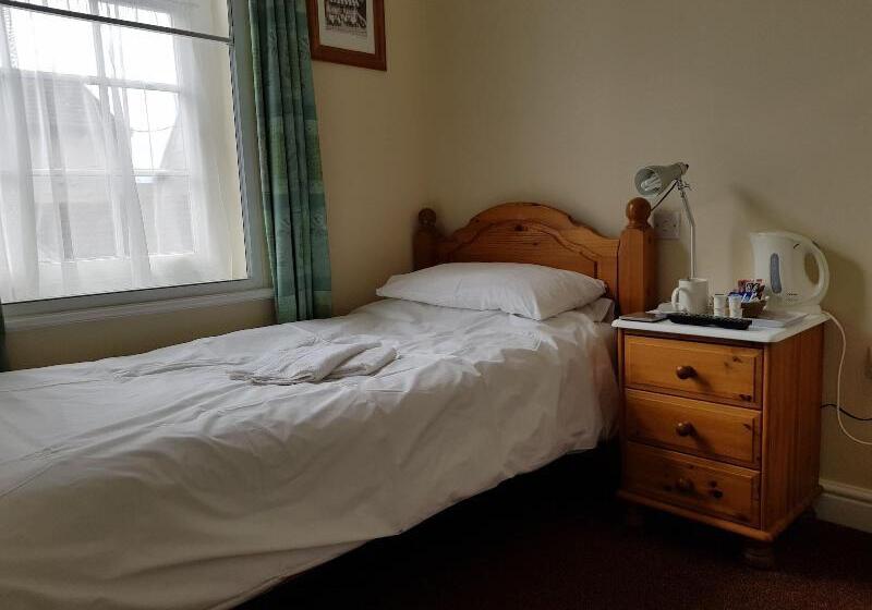 غرفة قياسية فردية, The Westgate