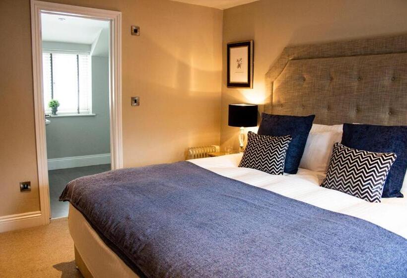 اتاق استاندارد, The Cottage