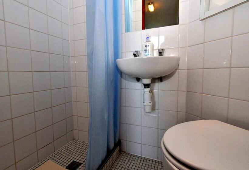 스탠다드 싱글 룸, The Waterfront