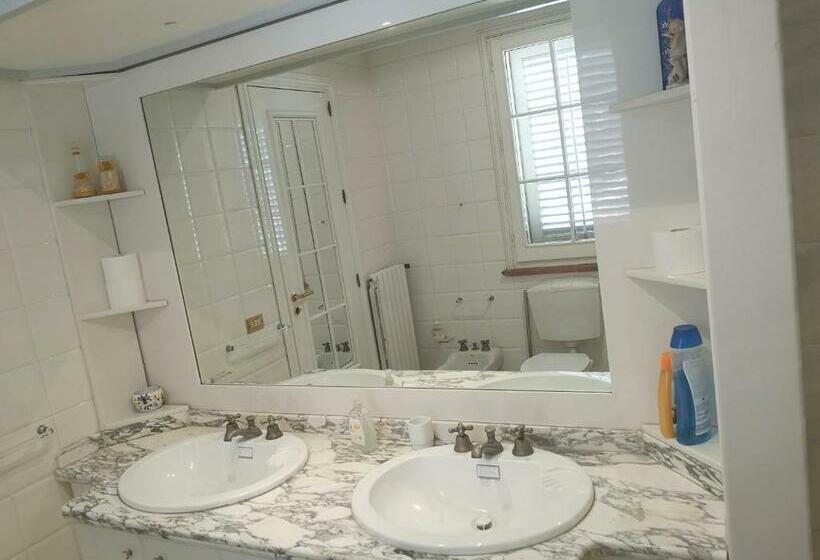 Camera Deluxe con Balcone, B&b Villa Carmen