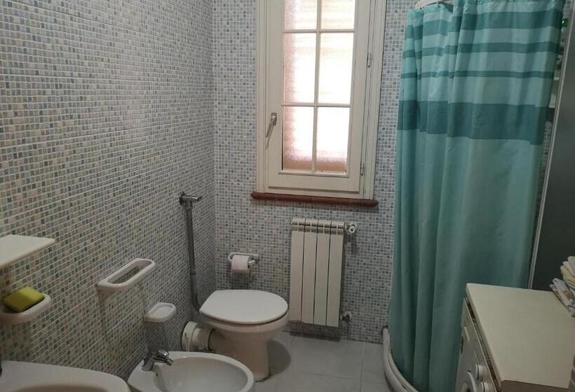 Appartamento 2 Camere da Letto, B&b Villa Carmen