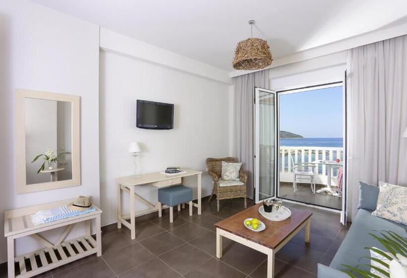 דירת חדר נוף לים, Artina Nuovo