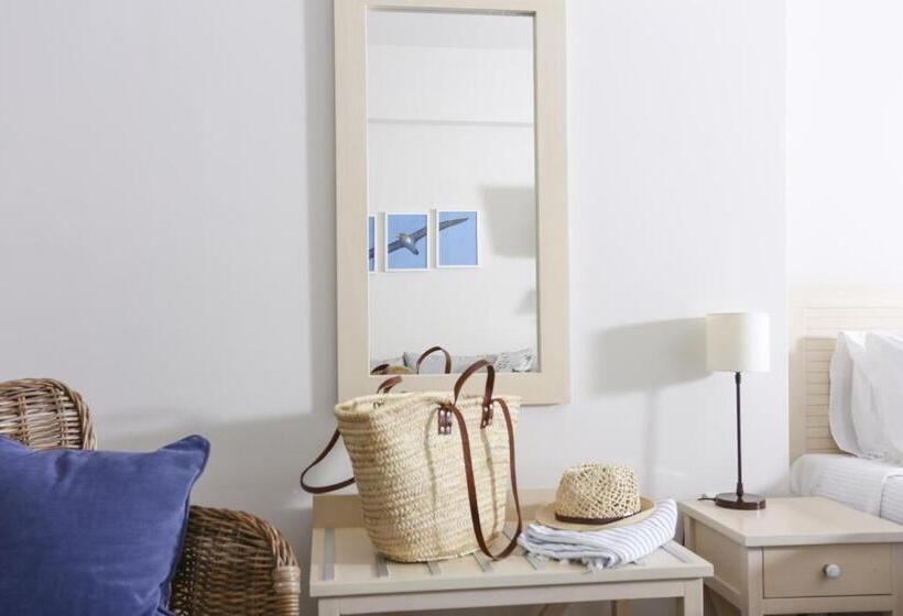 דירת חדר נוף לים, Artina Nuovo