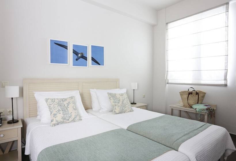 דירת חדר נוף לים, Artina Nuovo