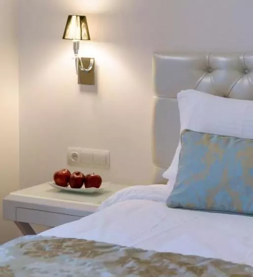 اتاق خانوادگی, Calma Hotel & Spa