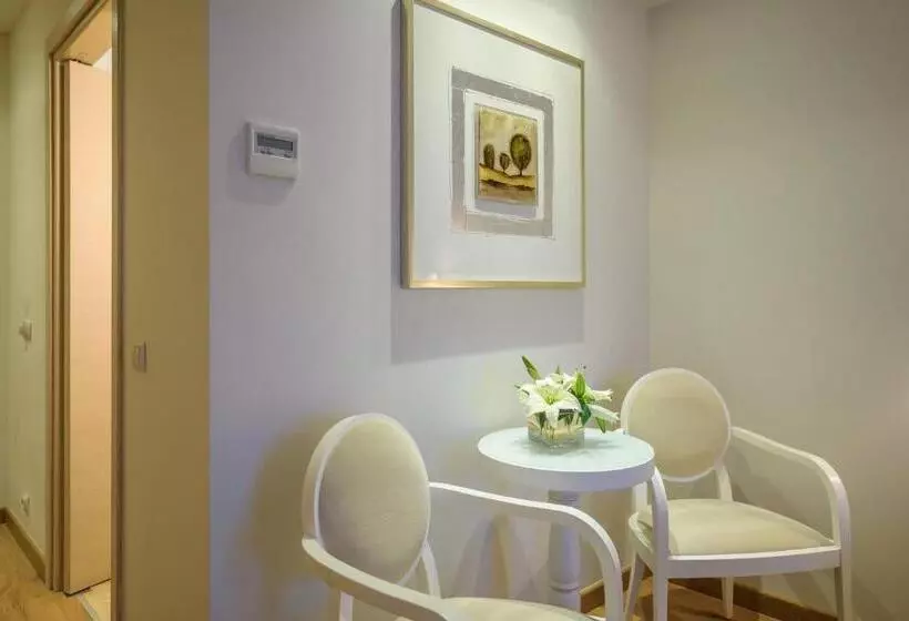 اتاق خانوادگی, Calma Hotel & Spa