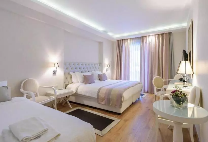 اتاق استاندارد سه نفره, Calma Hotel & Spa