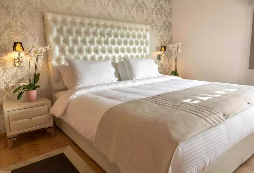 سوییت, Calma Hotel & Spa