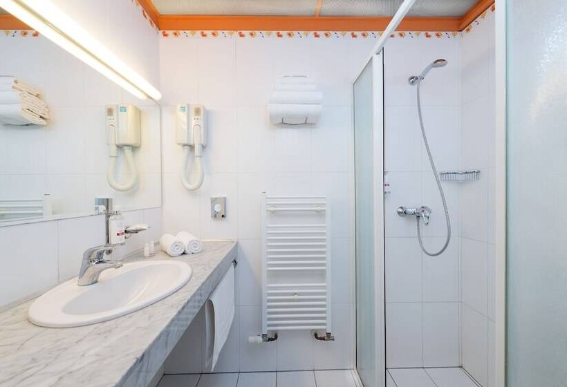 اتاق استاندارد, Ensana Esplanade