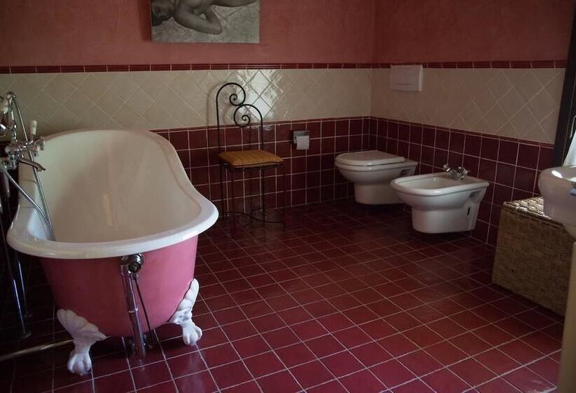 スーペリアールーム, Il Bosco Di Arichis