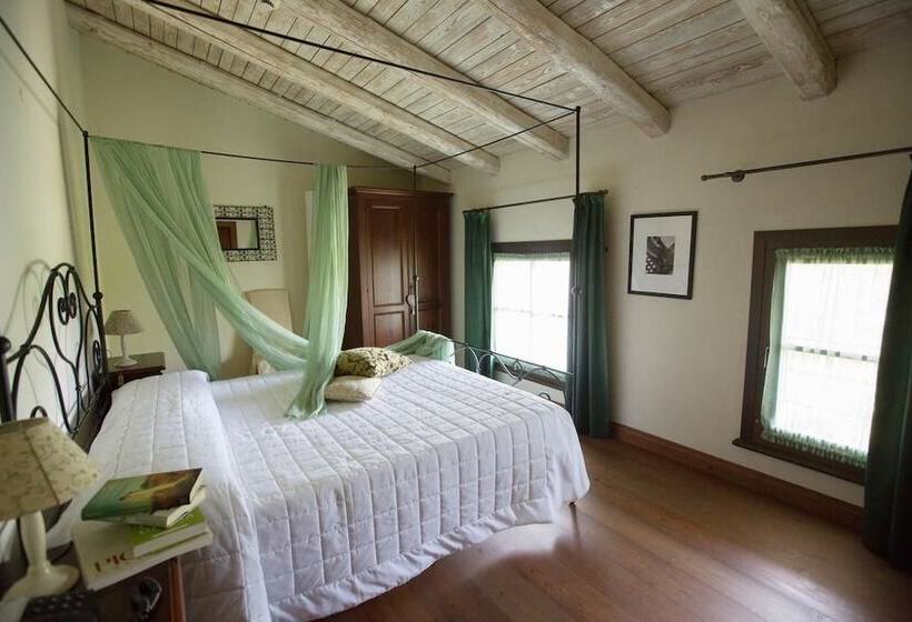 スーペリアールーム, Il Bosco Di Arichis