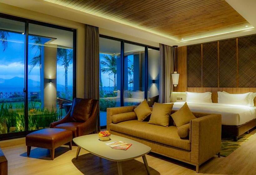 غرفة قياسية مطلّة علي البحر, Ketapang Indah