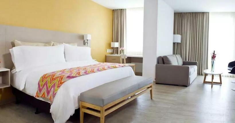 デラックスルーム, Mercure Santa Marta Emile