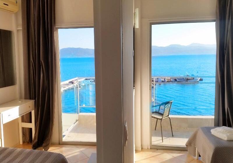 סוויטה נוף לים, Porto Evia Boutique