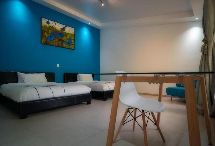 بانگلوی لوکس, Quelitales