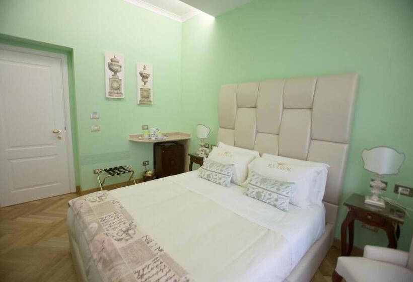 اتاق لوکس با بالکن, Royal Suite Trinità Dei Monti