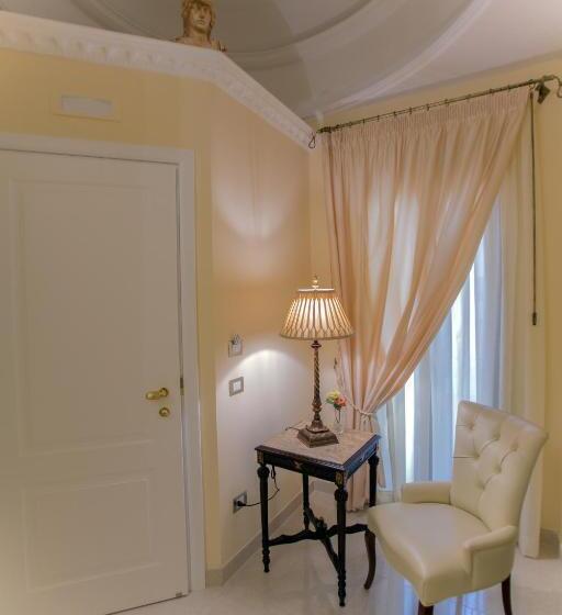 اتاق لوکس, Royal Suite Trinità Dei Monti