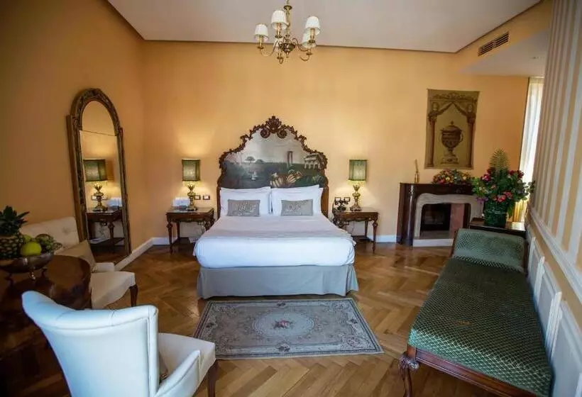 اتاق استاندارد سه تخته با بالکن, Royal Suite Trinità Dei Monti