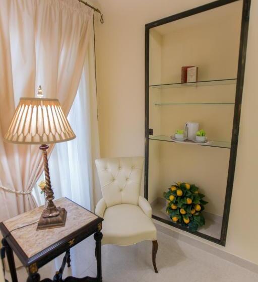 اتاق لوکس, Royal Suite Trinità Dei Monti