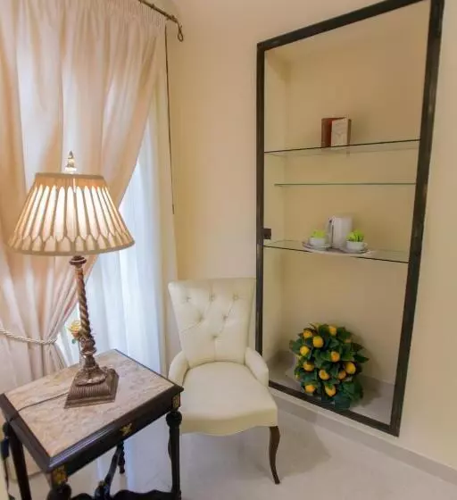اتاق لوکس, Royal Suite Trinità Dei Monti