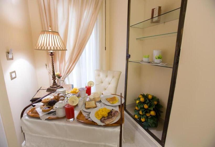 اتاق لوکس, Royal Suite Trinità Dei Monti